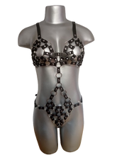 trikini en cuerina 162